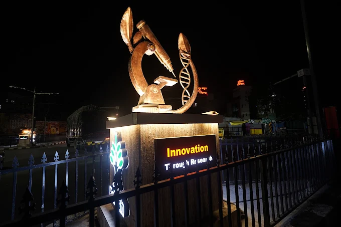 Artistic Landscape Sculpture